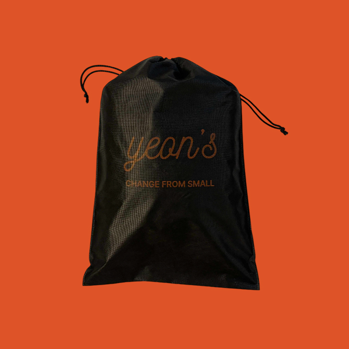 Oasis Large Woven Rug + Black Dust Bag